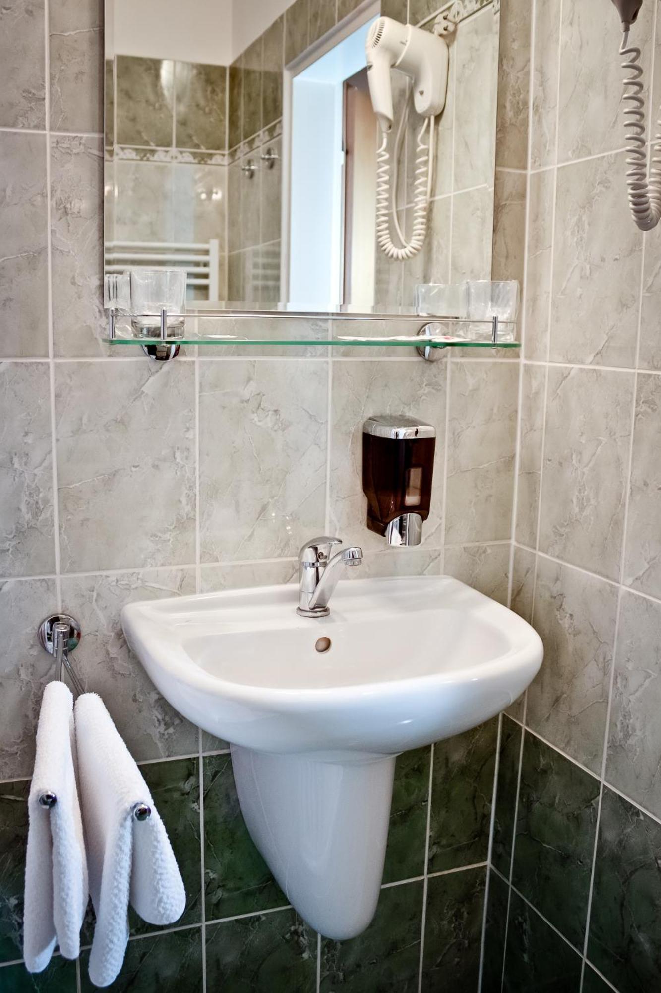 Hotel Palac Elektra Ostrava Eksteriør billede